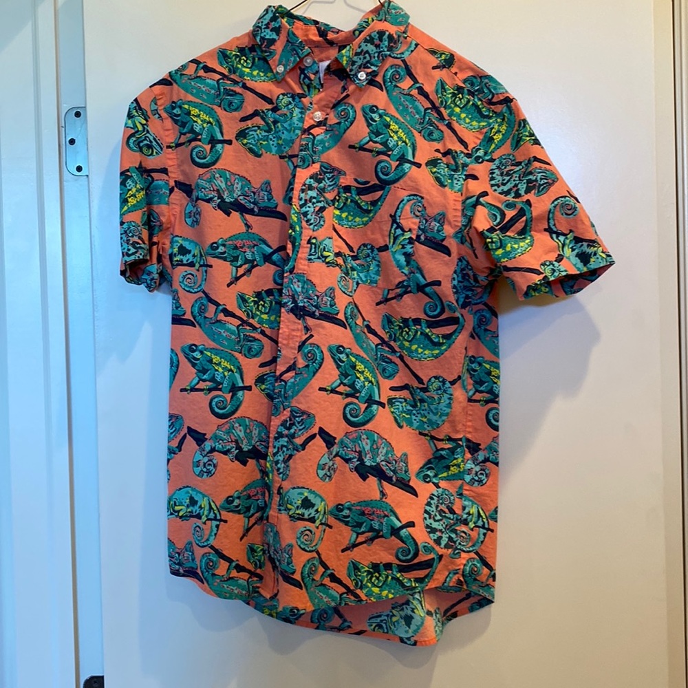 Chameleon Old Navy Short Sleeve button up
